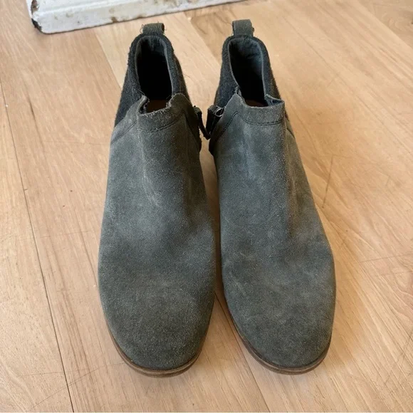 Toms Green Wool Suede ankle Booties size women’s 8 - Picture 2 of 6
